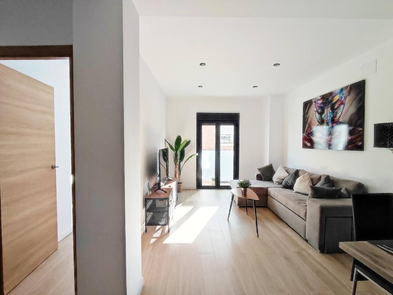 Ohana Home 3 Malaga Exterior photo